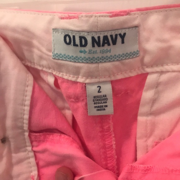 Hot pink shorts - Picture 3 of 3